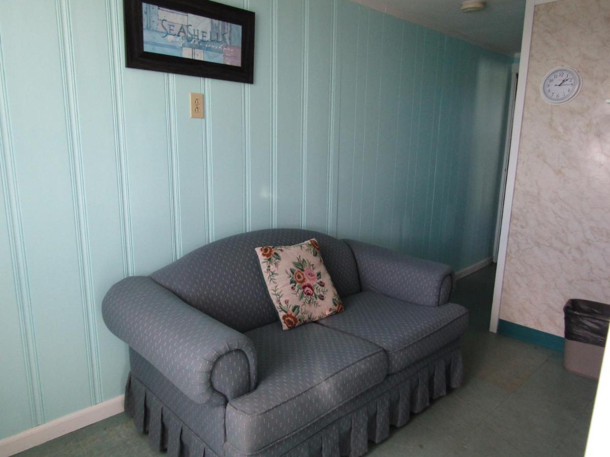 Oceana * North Truro
